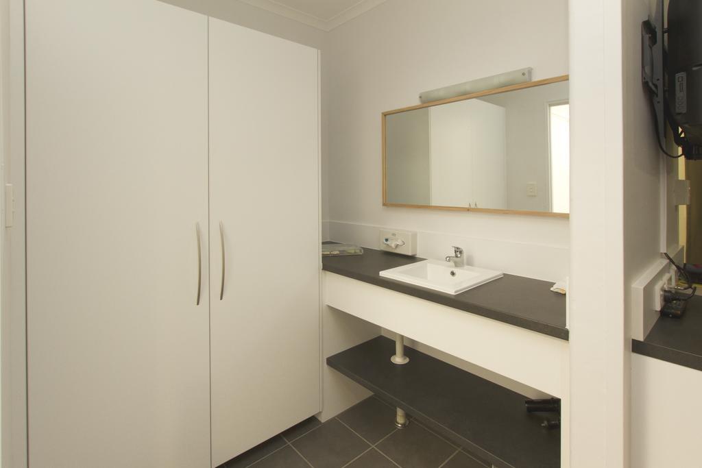 Glenmore Palms Motel Rockhampton Room photo