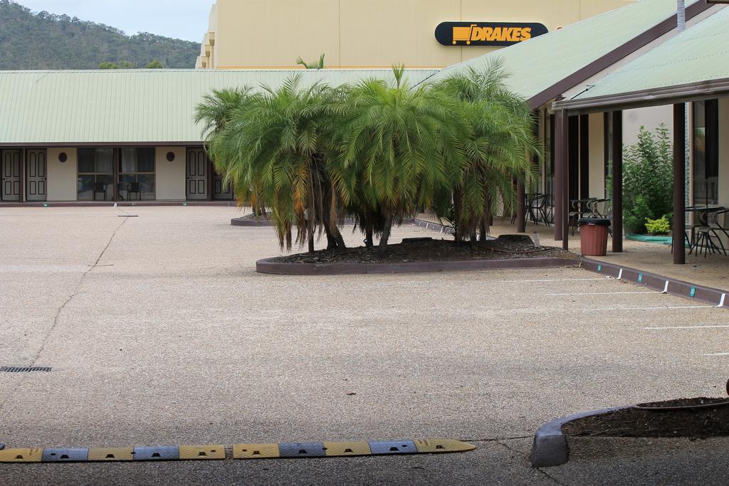 Glenmore Palms Motel Rockhampton Exterior photo