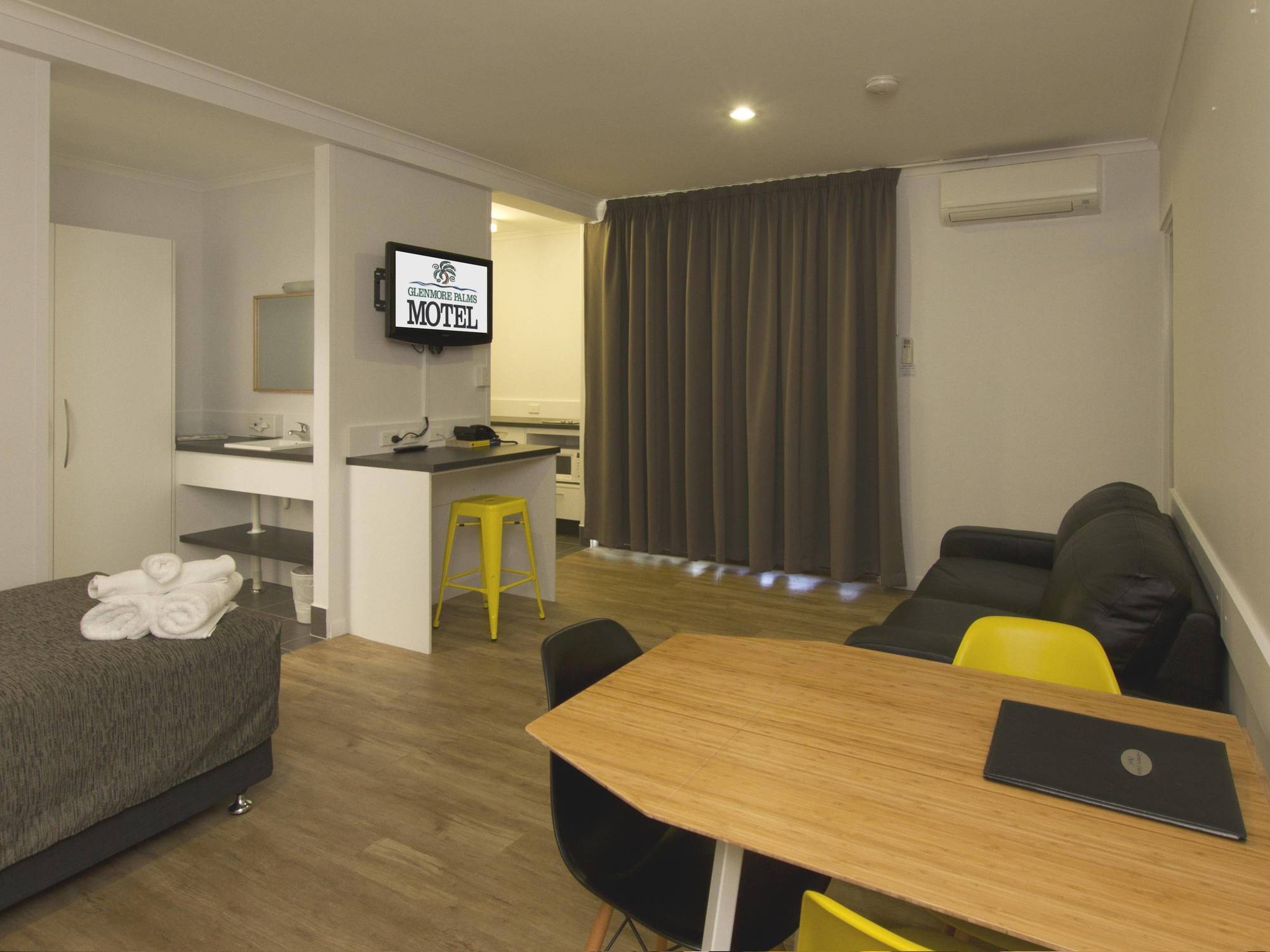 Glenmore Palms Motel Rockhampton Exterior photo